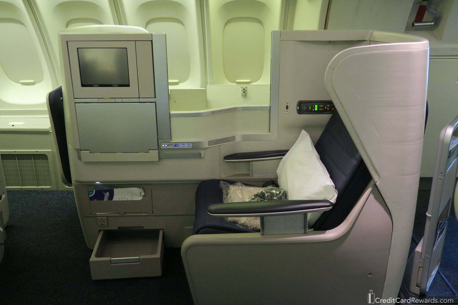 British Airways 747-400 Business Class Review [Upper Deck] | Credit ...